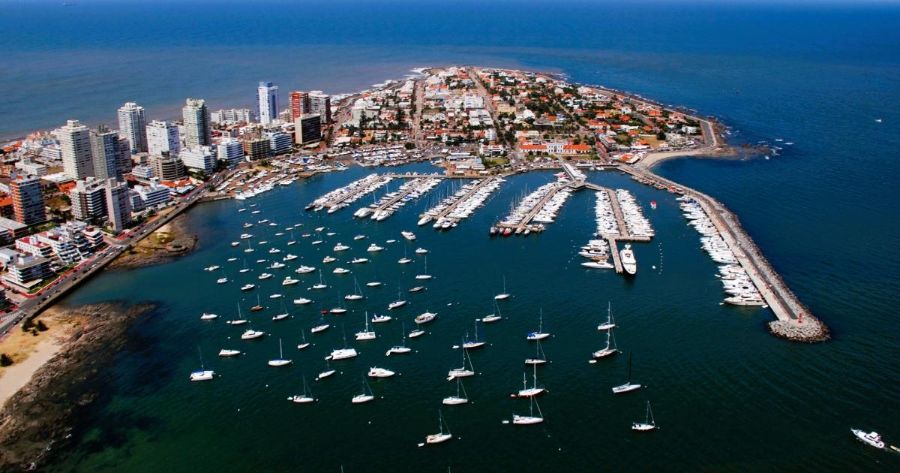 IRONMAN 70.3 Punta del Este 2027